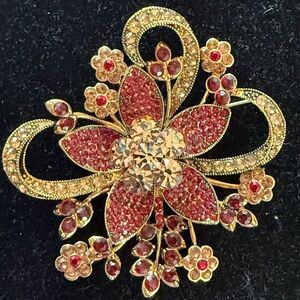 Avon 35 years brooch 2006 in great shape red and champagne stones 3” golden